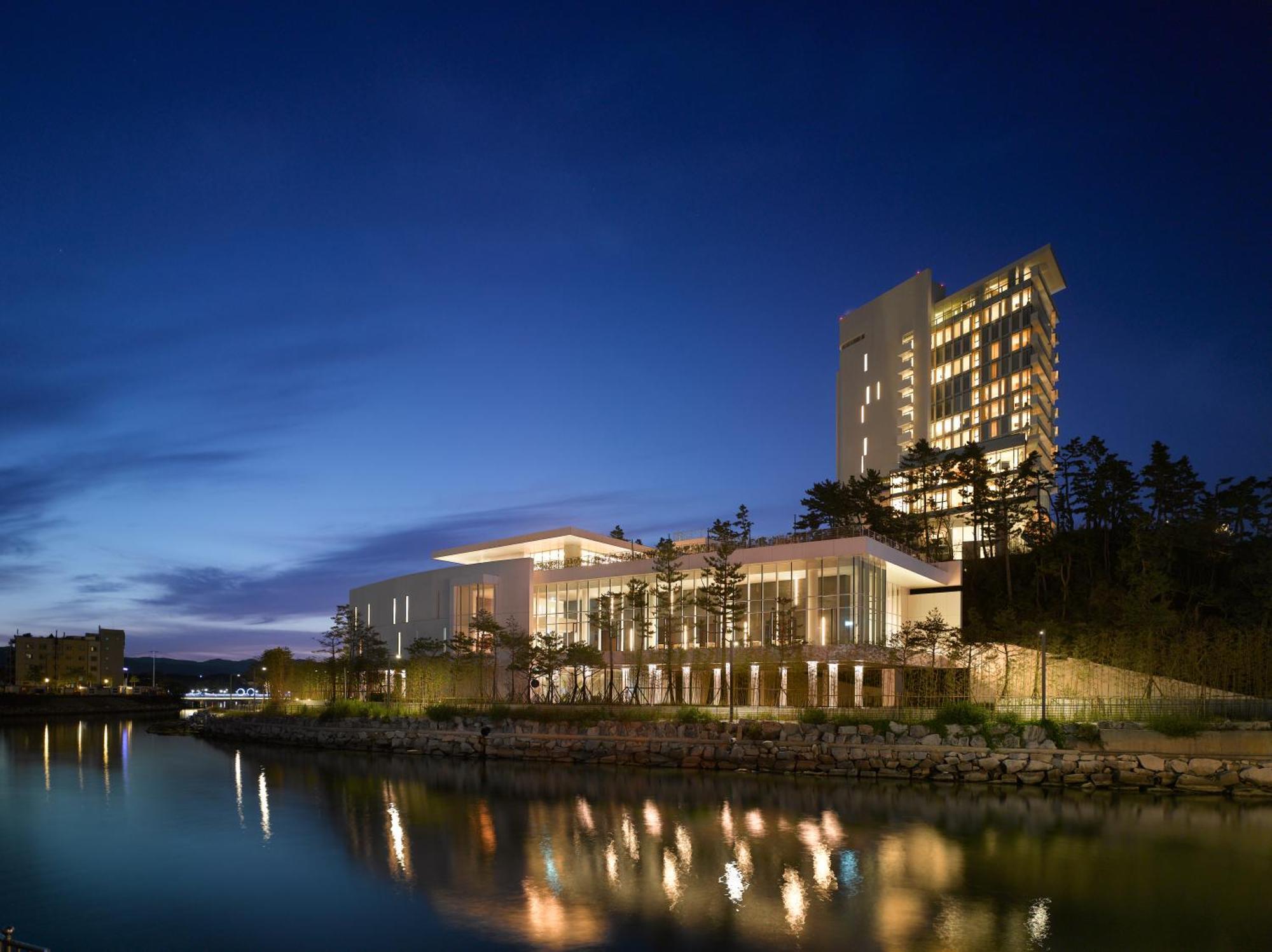 Seamarq Hotel 江陵市 外观 照片